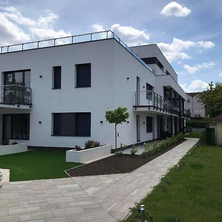 Oasis Residence Hajduszoboszlo Exterior photo